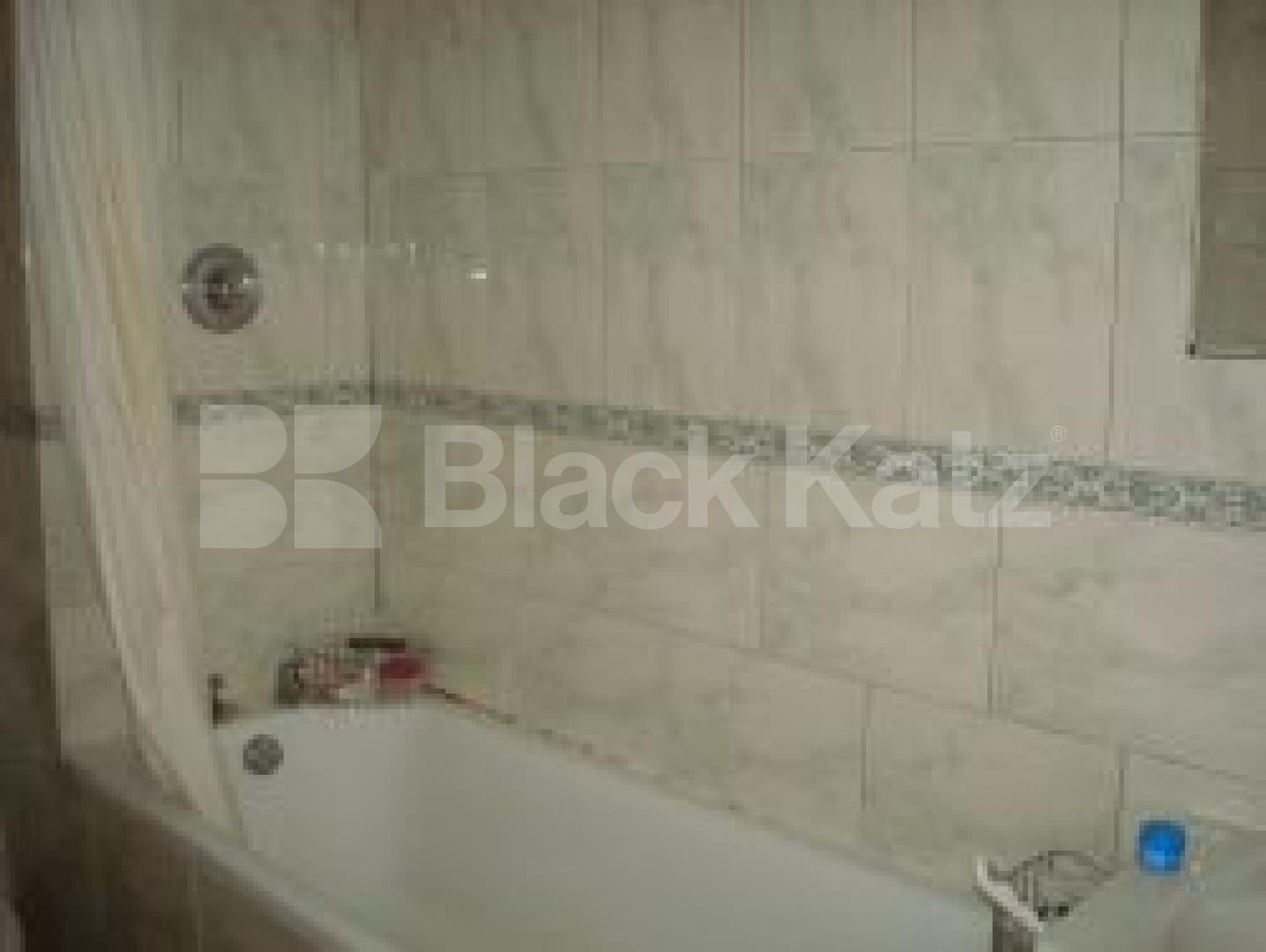 			New Instruciton, 3 Bedroom, 1 bath, 1 reception Flat			 Girdle Stone Walk, Archway